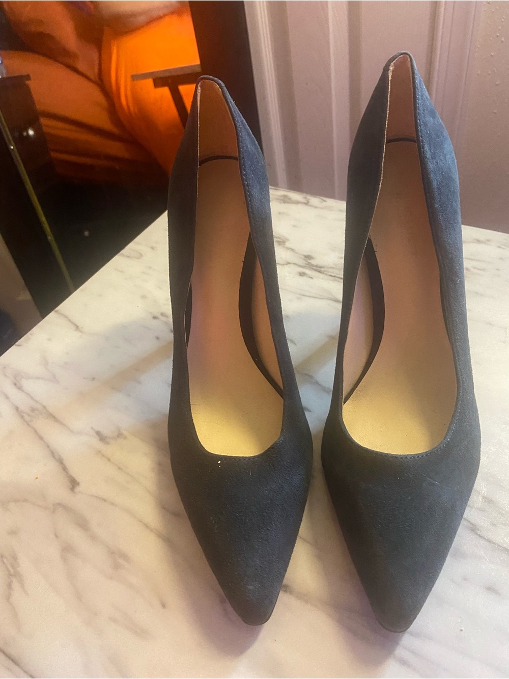 Classic Black Pointed-Toe Women's Pumps
